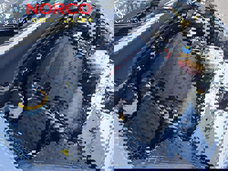 Used 2018 RAM ProMaster City SLT w/ Lights & Wheels Group image 28