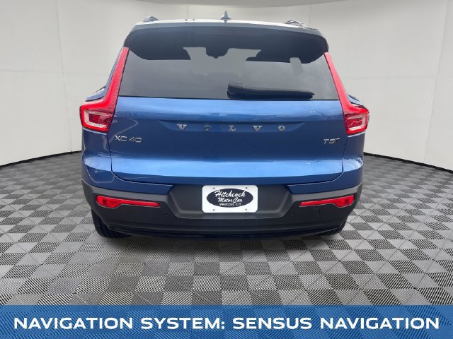 Used 2021 Volvo XC40 T5 R-Design w/ Climate Package AWD/4WD image 5