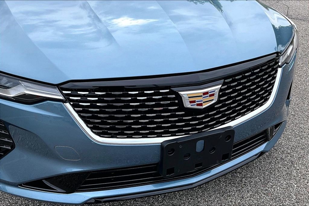 Used 2023 Cadillac CT4 Luxury RWD image 30