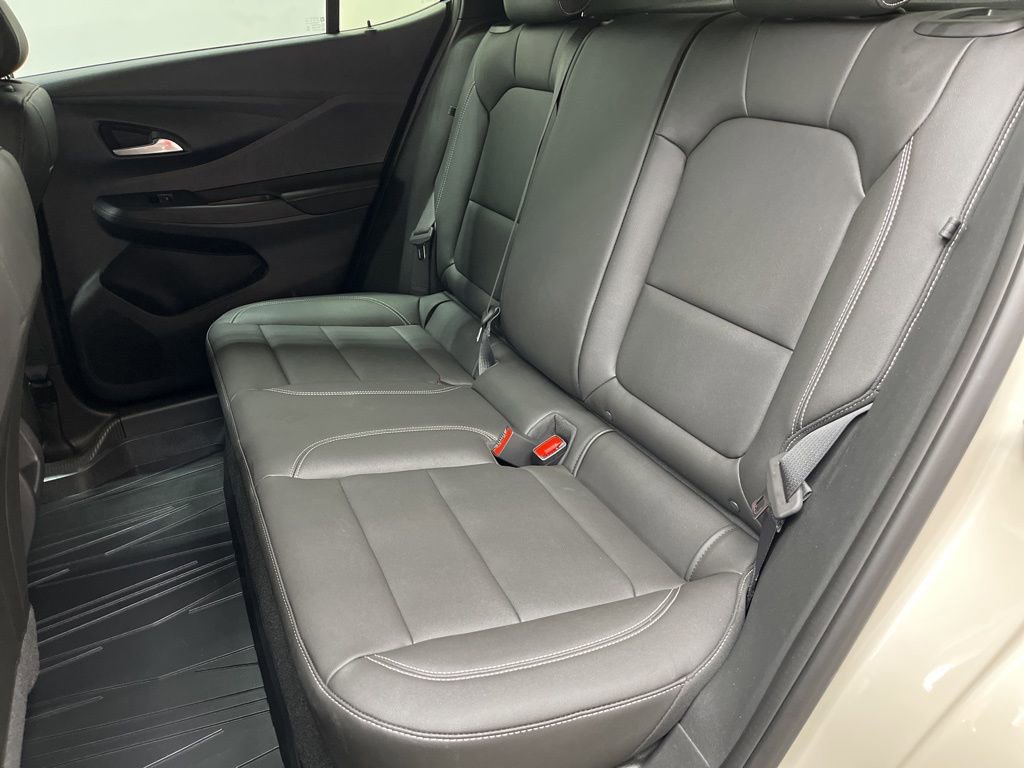 Used 2026 Buick Envista Sport Touring w/ Studio Series FWD image 20