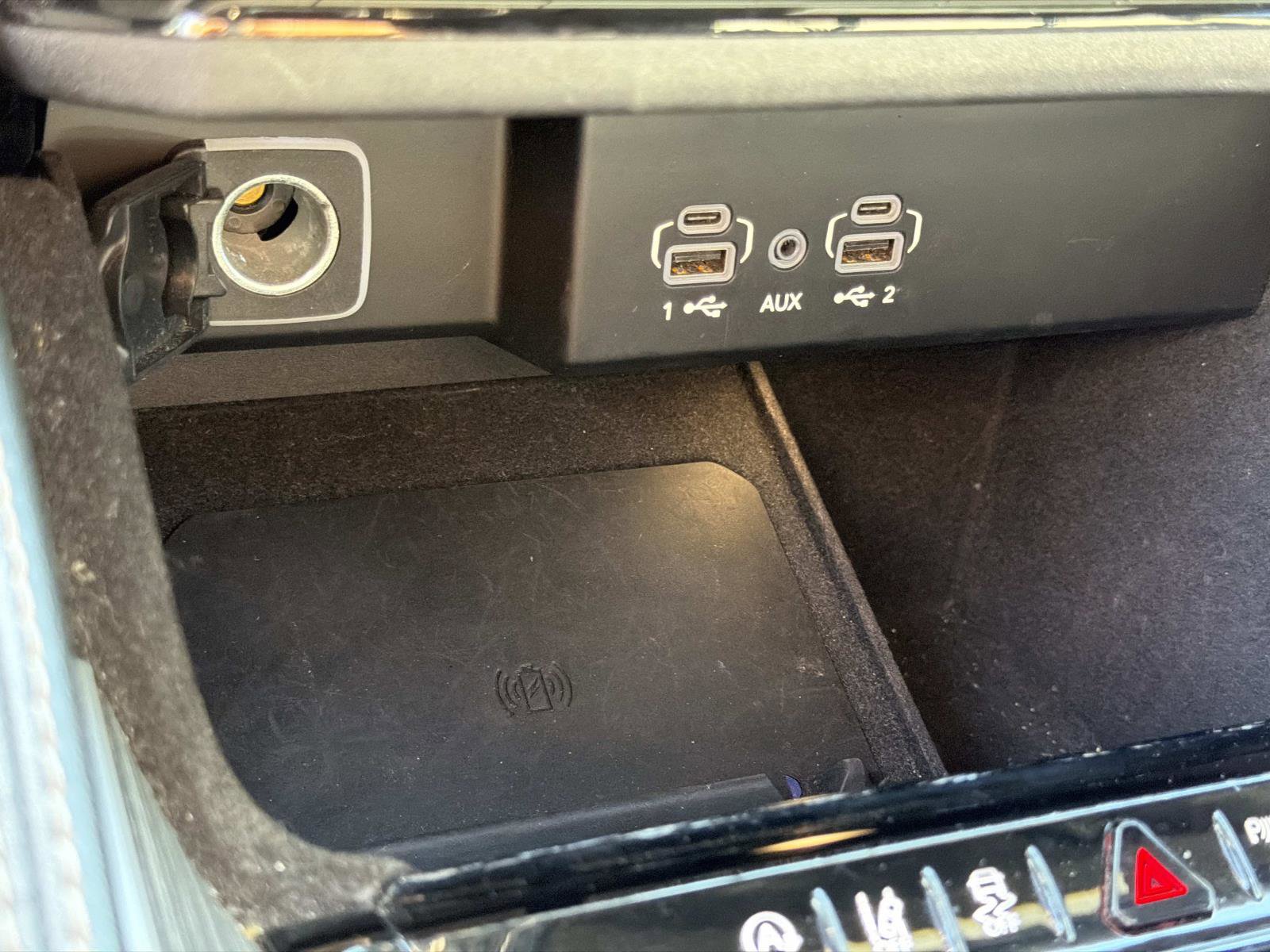 Used 2024 Jeep Wagoneer L Series II RWD image 30
