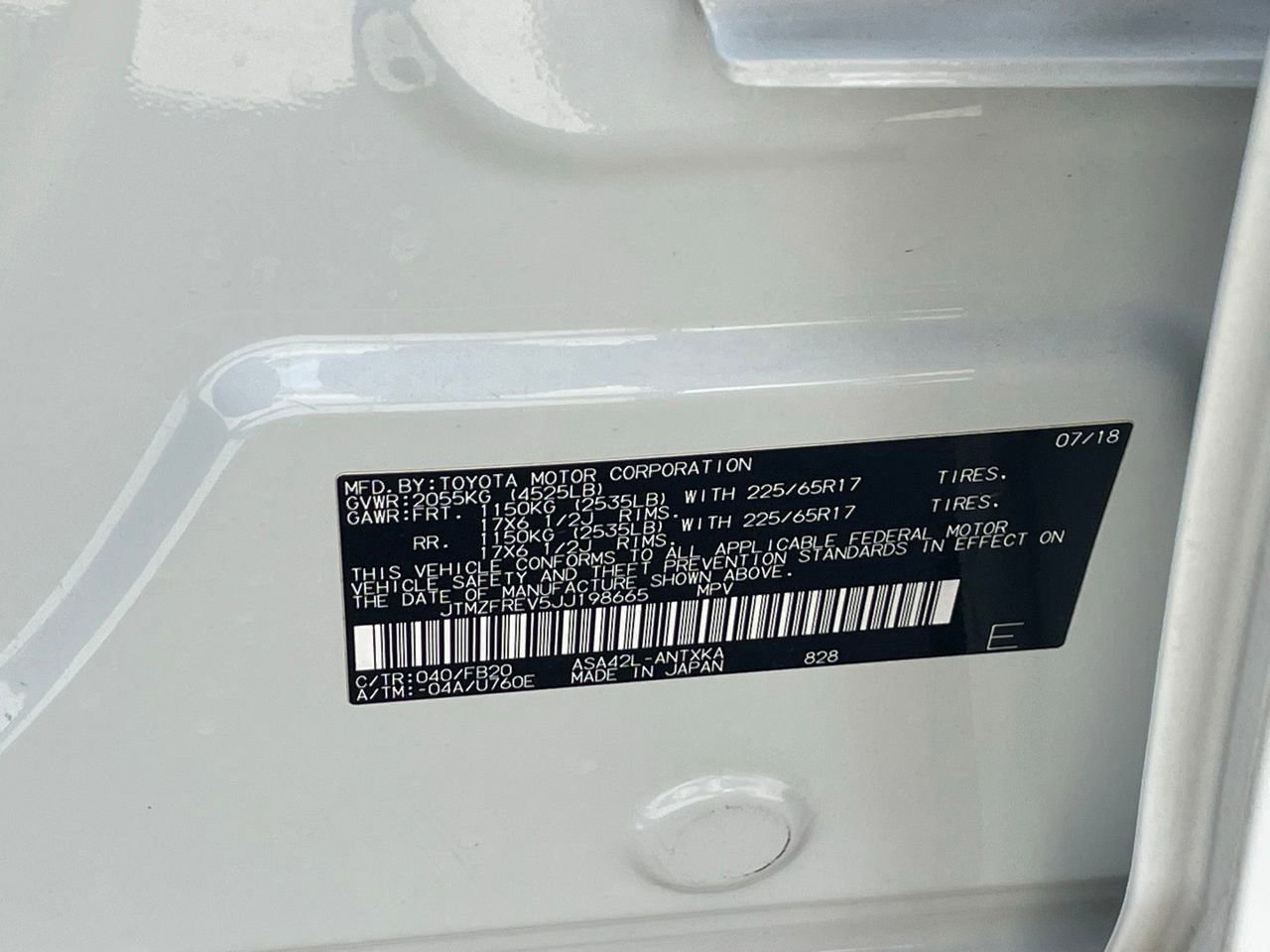 Used 2018 Toyota RAV4 LE w/ Carpet Mat Package image 15