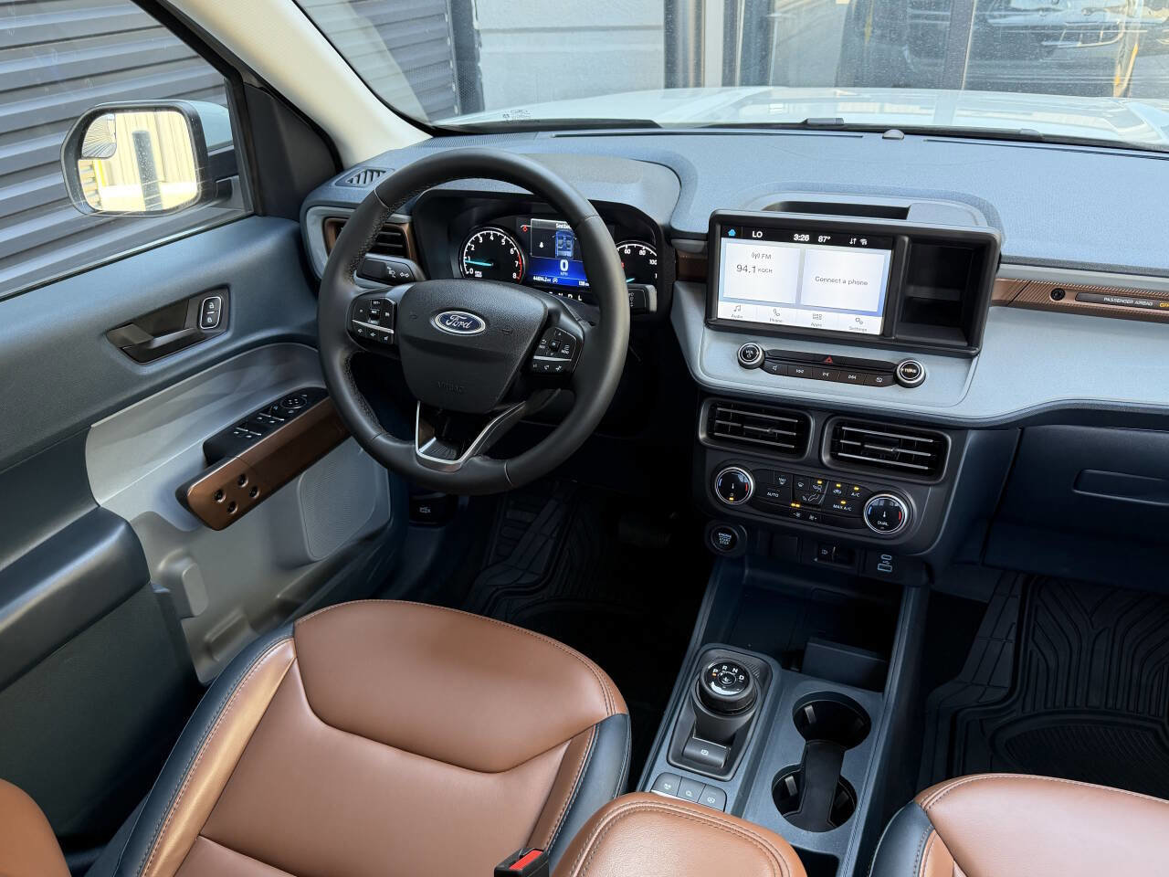 Used 2023 Ford Maverick Lariat w/ Equipment Group 500A Standard image 21