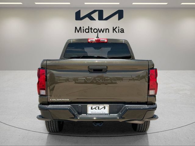 Used 2023 Chevrolet Colorado W/T RWD image 4