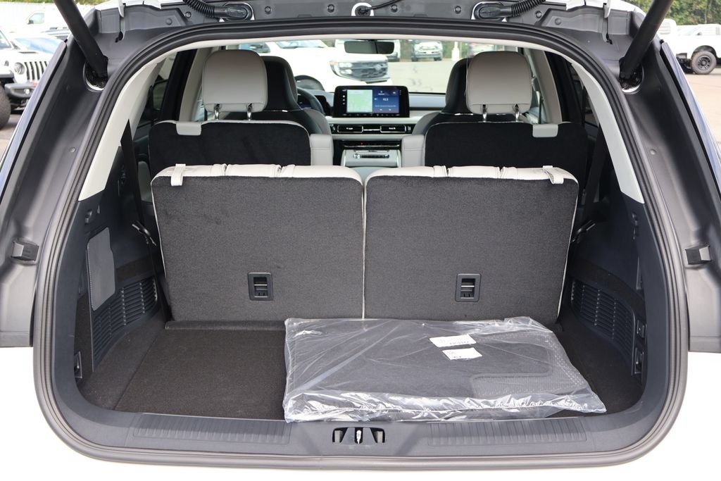New 2027 Lincoln Aviator Reserve AWD/4WD image 26