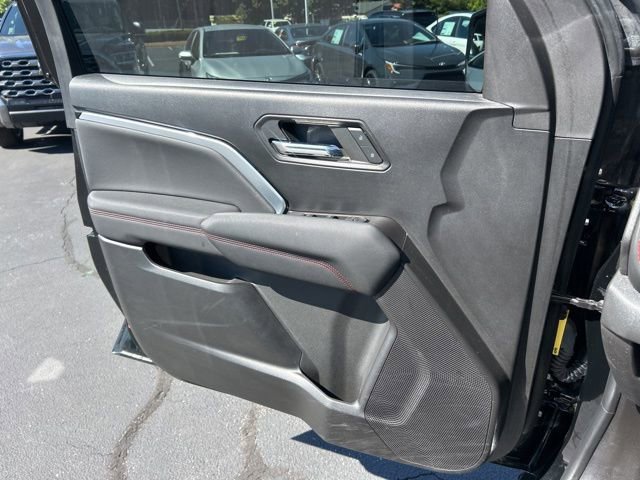 Used 2023 Chevrolet Colorado Z71 w/ Z71 Convenience Package 2 AWD/4WD image 24