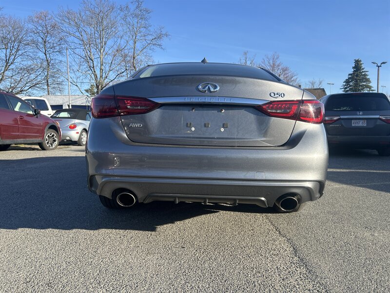 Used 2018 INFINITI Q50 Luxe w/ Essential Package (3.0T Luxe) AWD/4WD image 5