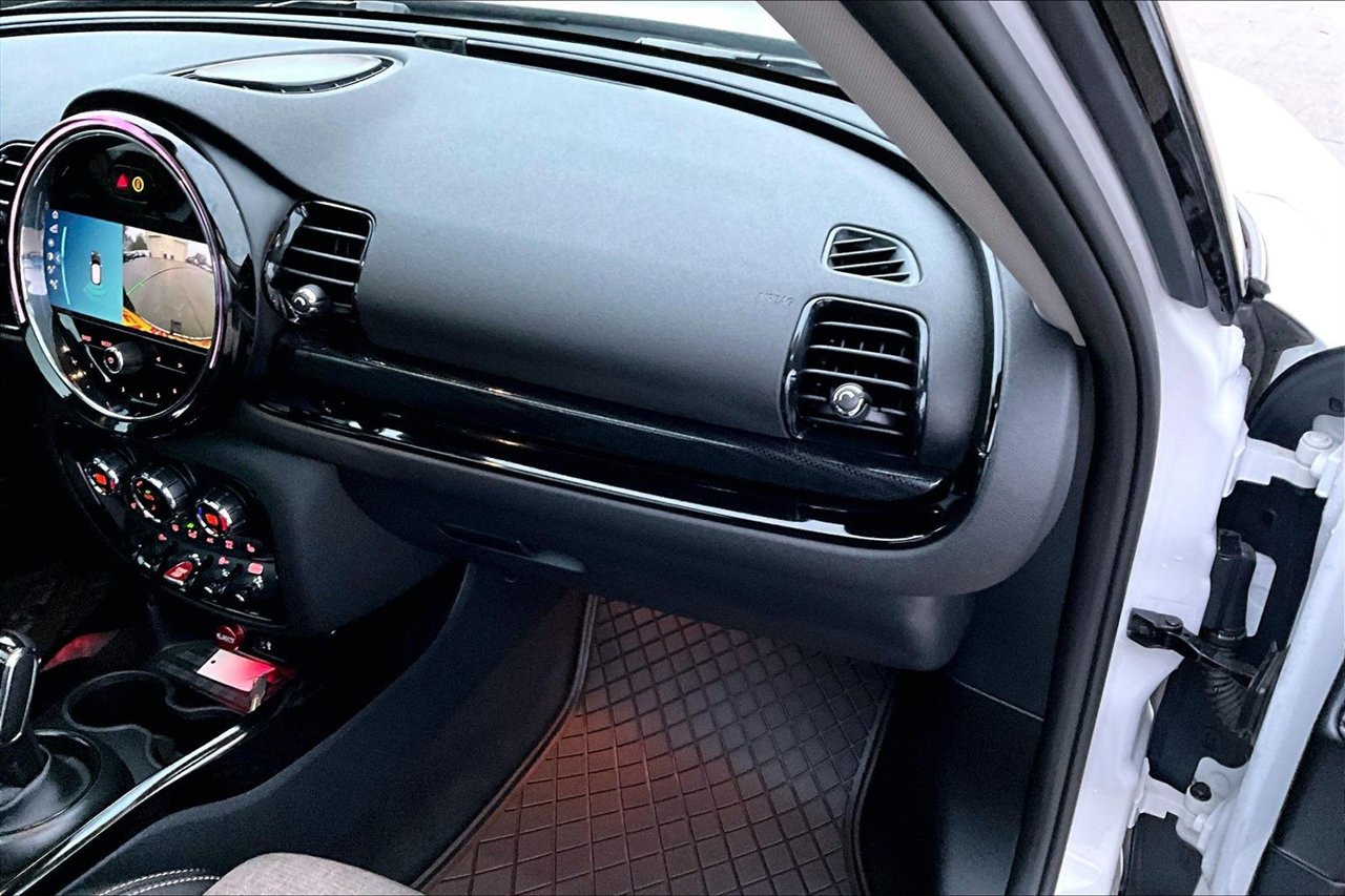 Used 2024 MINI Cooper Clubman S image 26