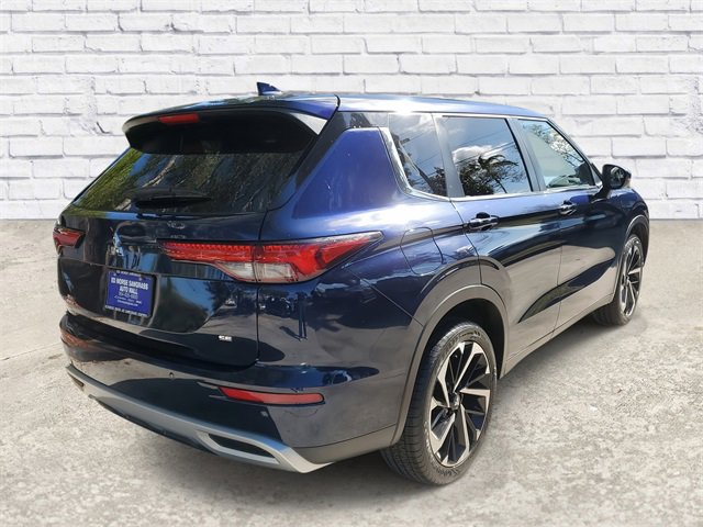 Used 2022 Mitsubishi Outlander SE image 5