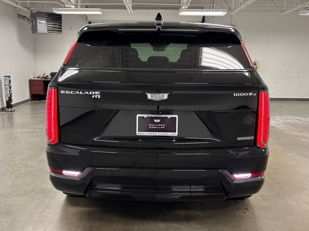 New 2025 Cadillac Escalade IQ Sport 1 w/ Smart Trailering package image 16
