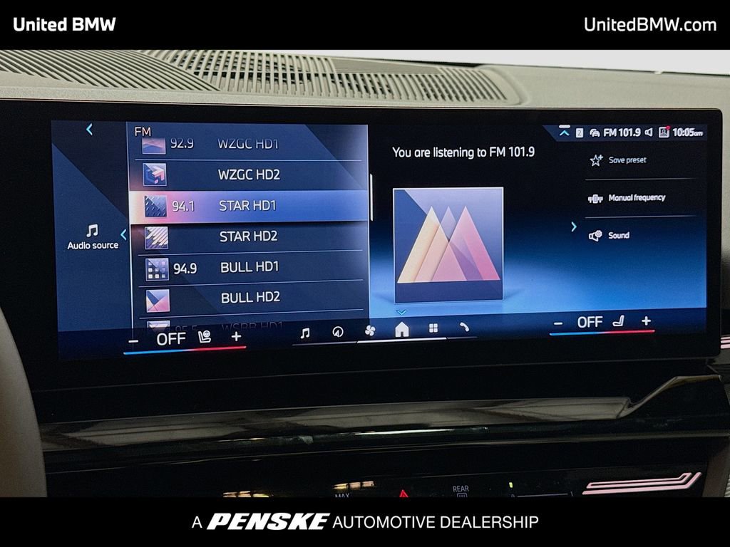 Certified 2025 BMW 530i xDrive w/ M Sport Package AWD/4WD image 8