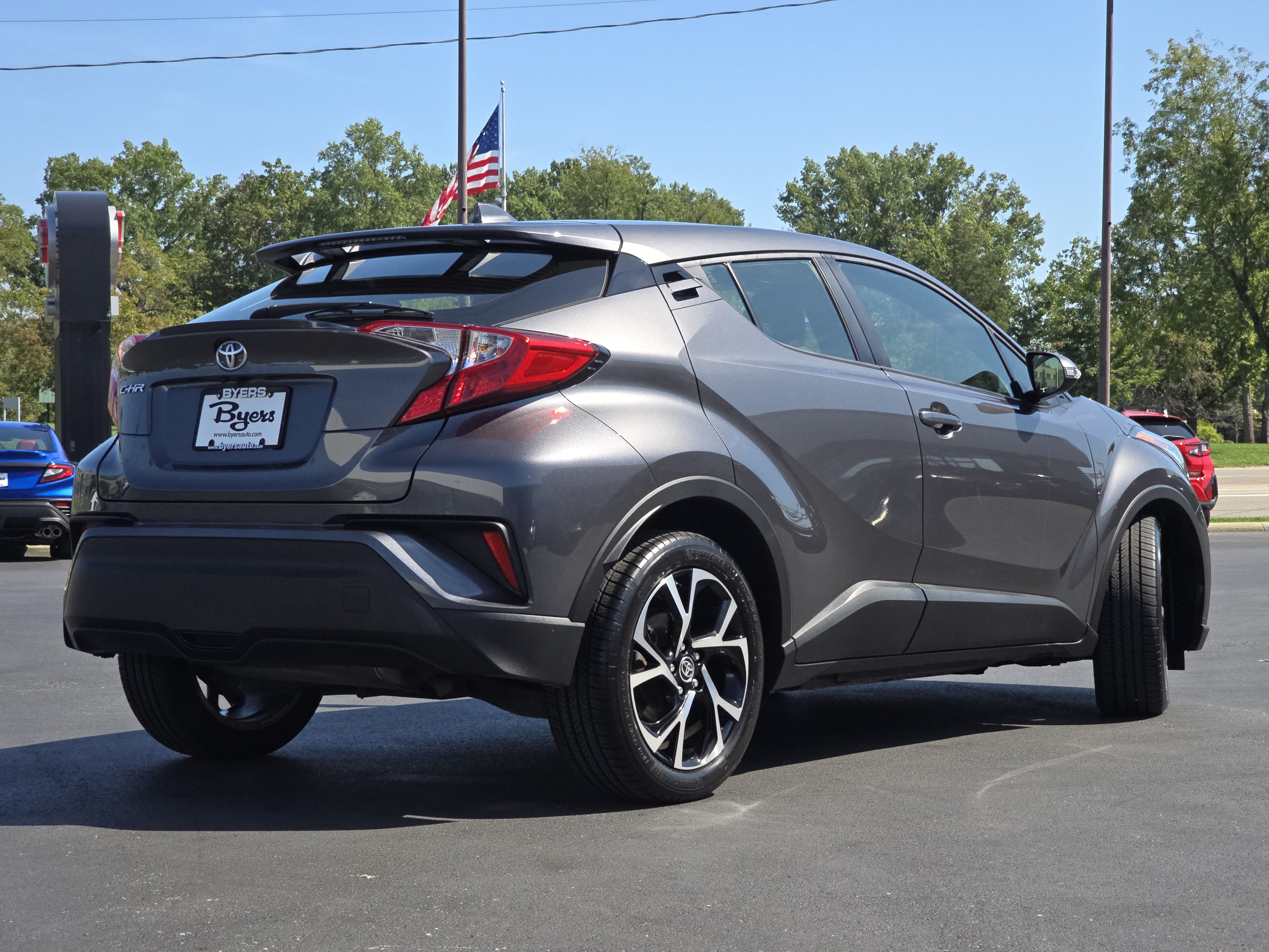 Used 2020 Toyota C-HR XLE FWD image 7