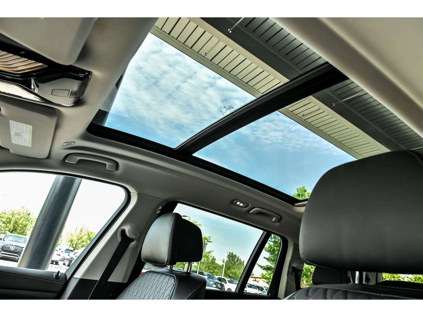 Used 2025 BMW X7 xDrive40i AWD/4WD image 13