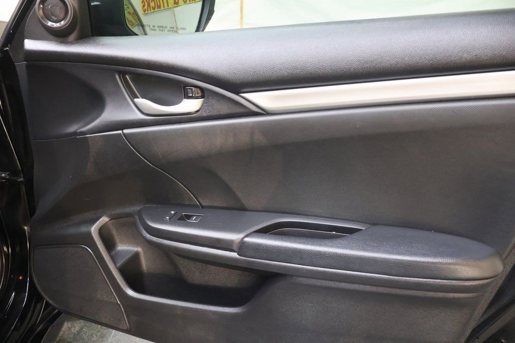 Used 2019 Honda Civic Sport image 11