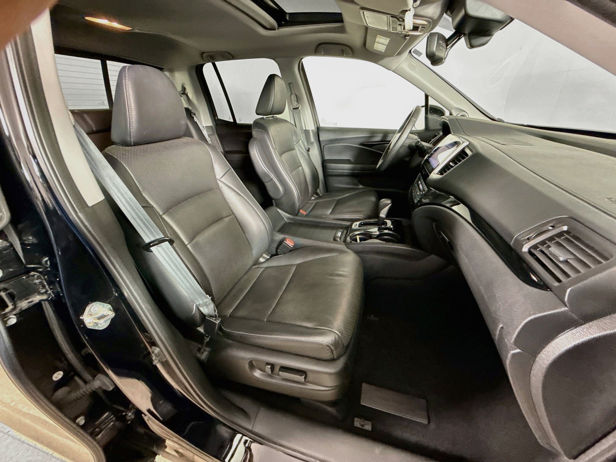 Used 2018 Honda Ridgeline RTL-E image 35