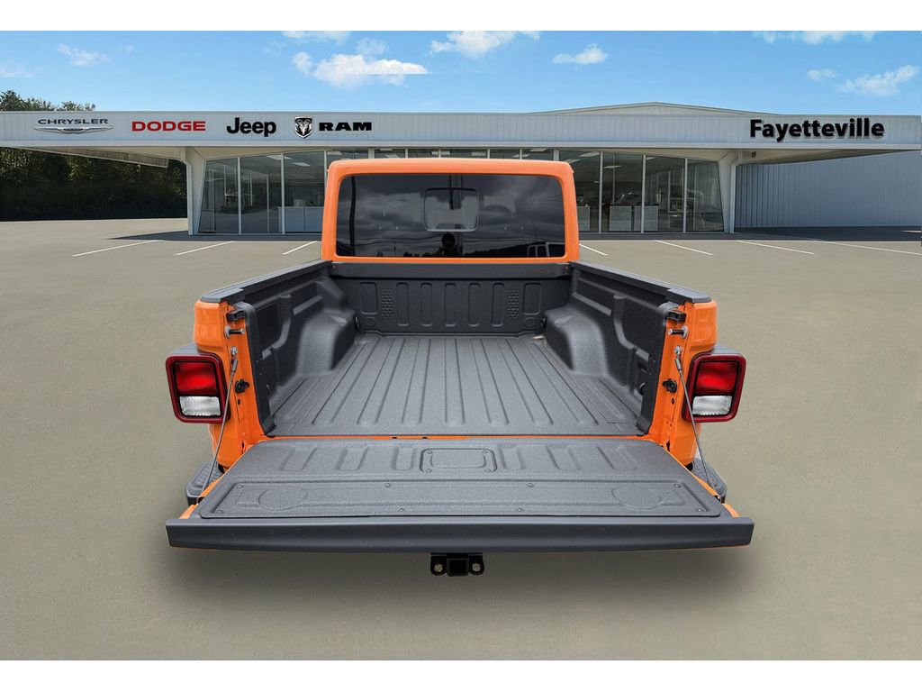New 2025 Jeep Gladiator Sport image 9