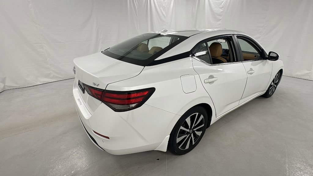 Used 2023 Nissan Sentra SV w/ SV Premium Package image 3