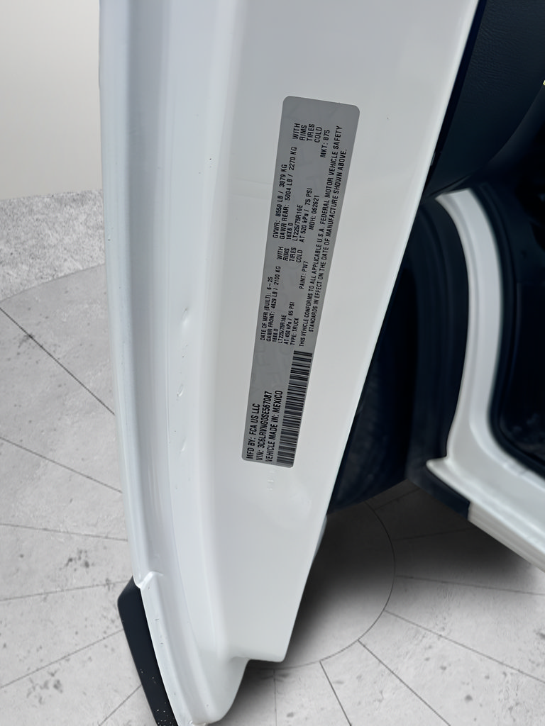 New 2025 RAM ProMaster 1500 w/ Convenience Group FWD image 18