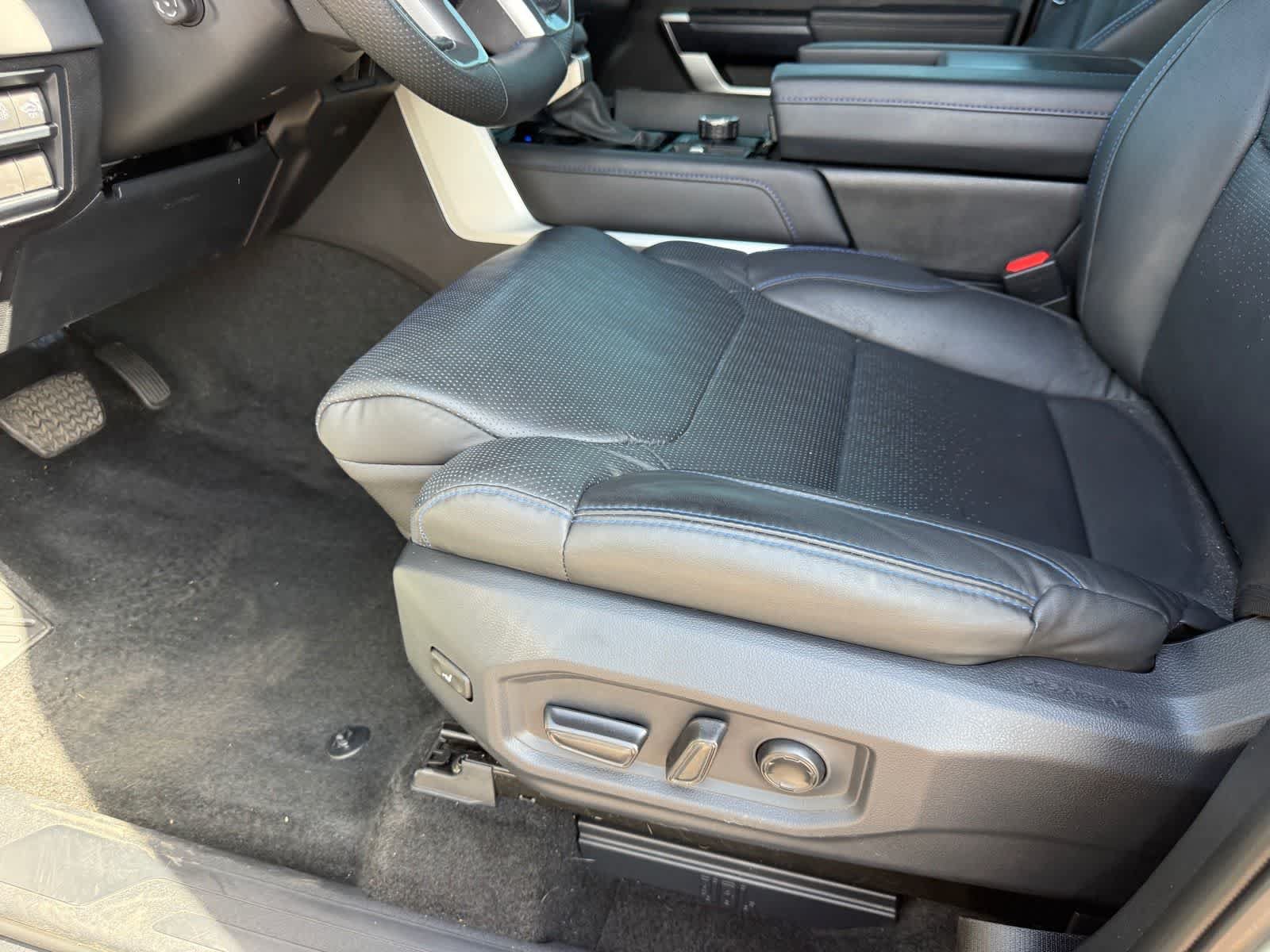 Used 2024 Toyota Tundra Platinum AWD/4WD image 19