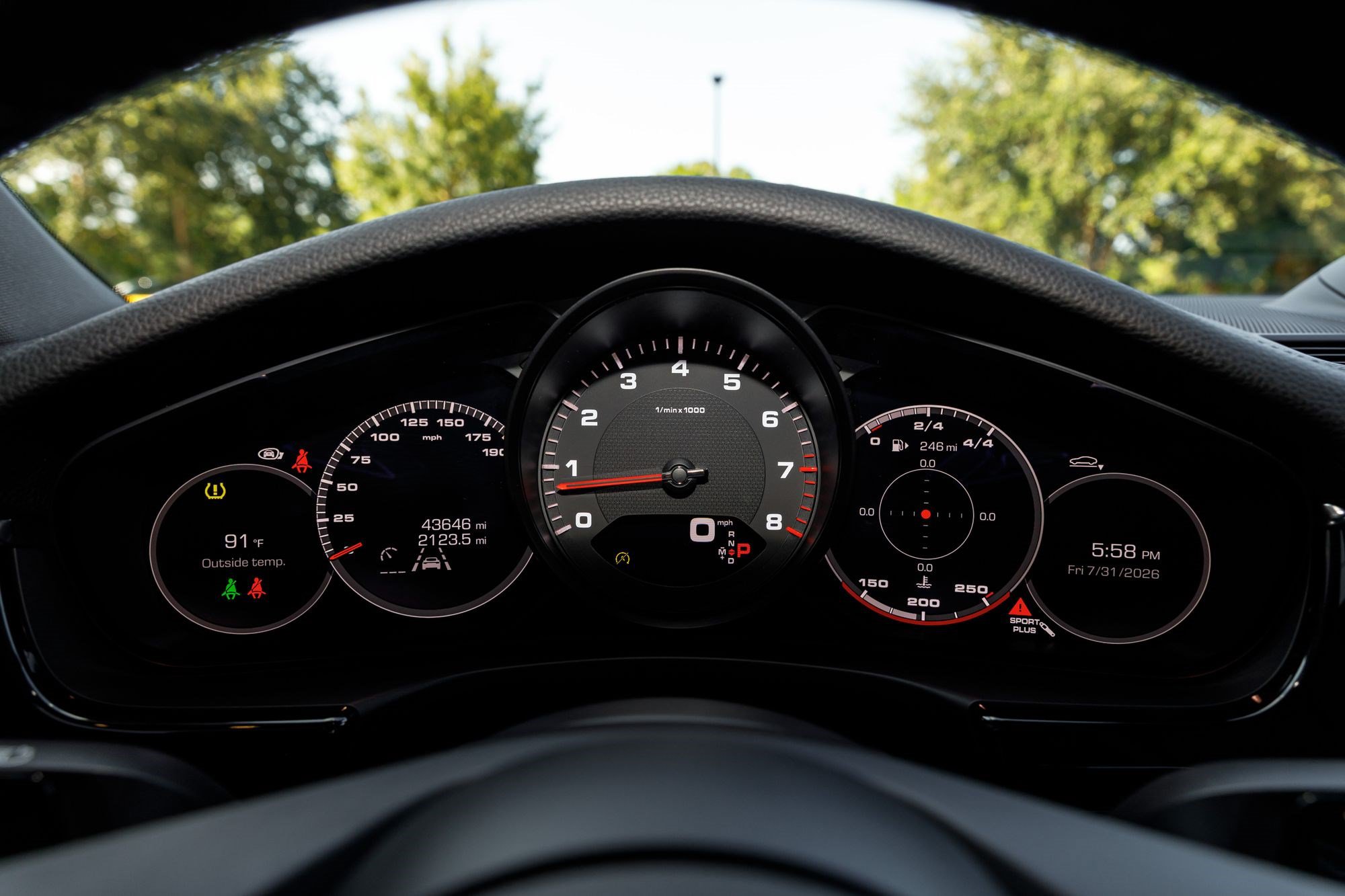 Used 2021 Porsche Panamera image 34