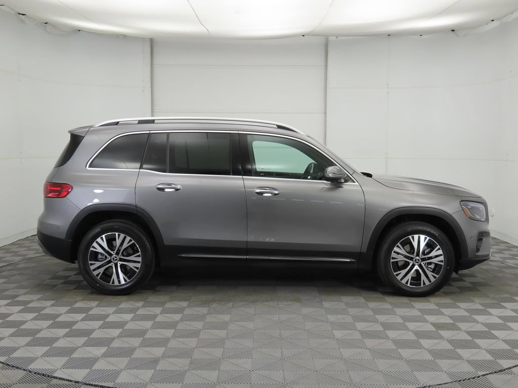 Used 2026 Mercedes-Benz GLB 250 image 4