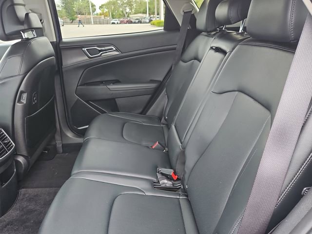 Used 2023 Kia Sportage EX image 11