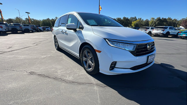 Used 2022 Honda Odyssey EX image 2