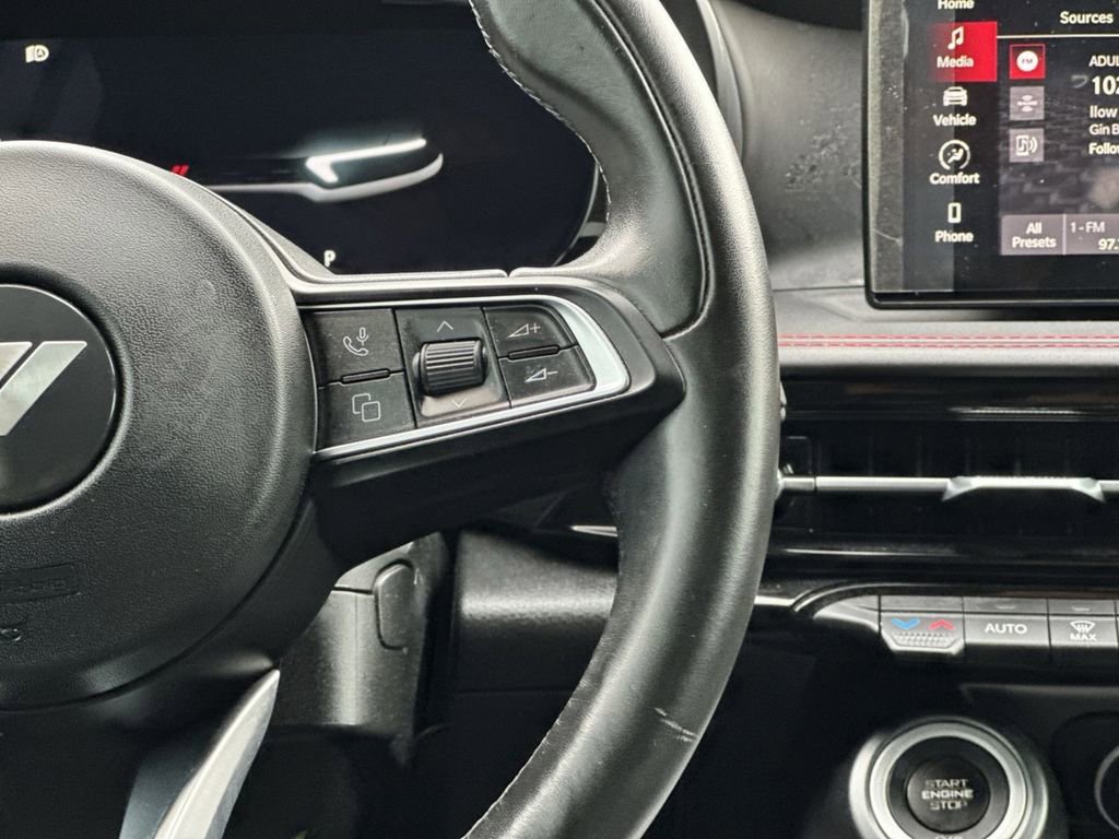 Certified 2023 Dodge Hornet GT w/ Tech Pack w/o Parking AWD/4WD image 18