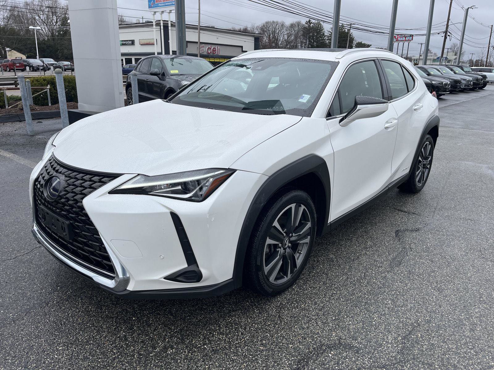 Used 2020 Lexus UX 250h w/ Premium Package image 7