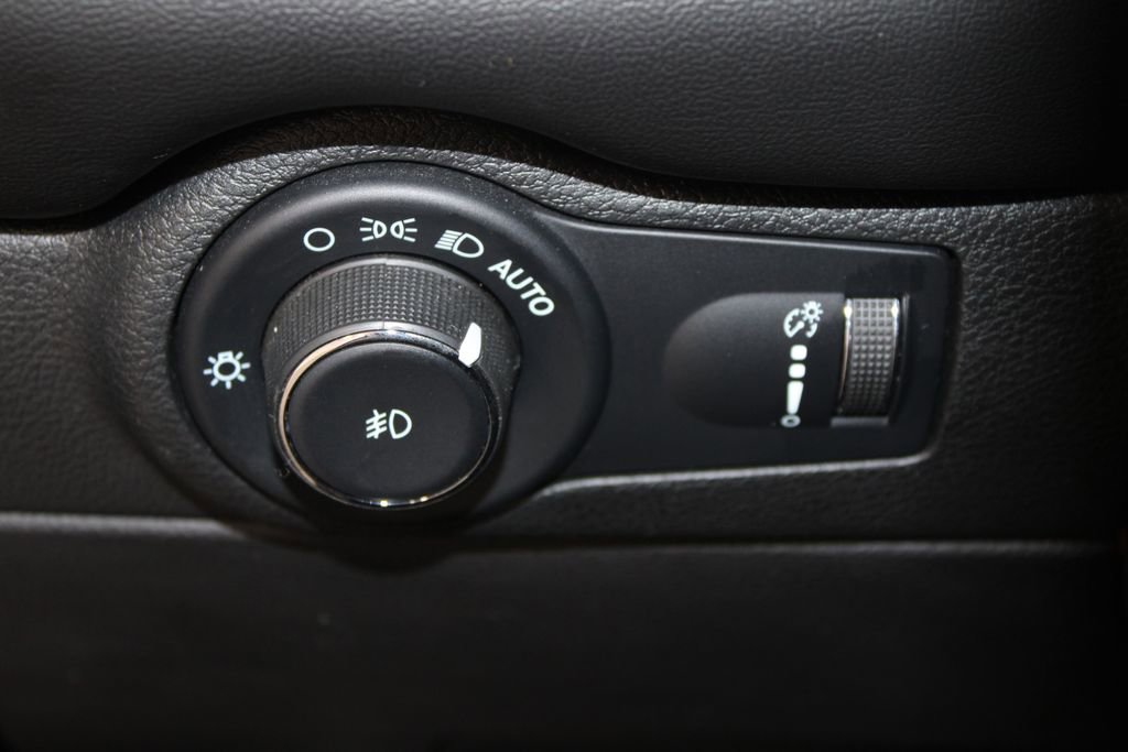 Used 2022 Dodge Durango R/T image 43