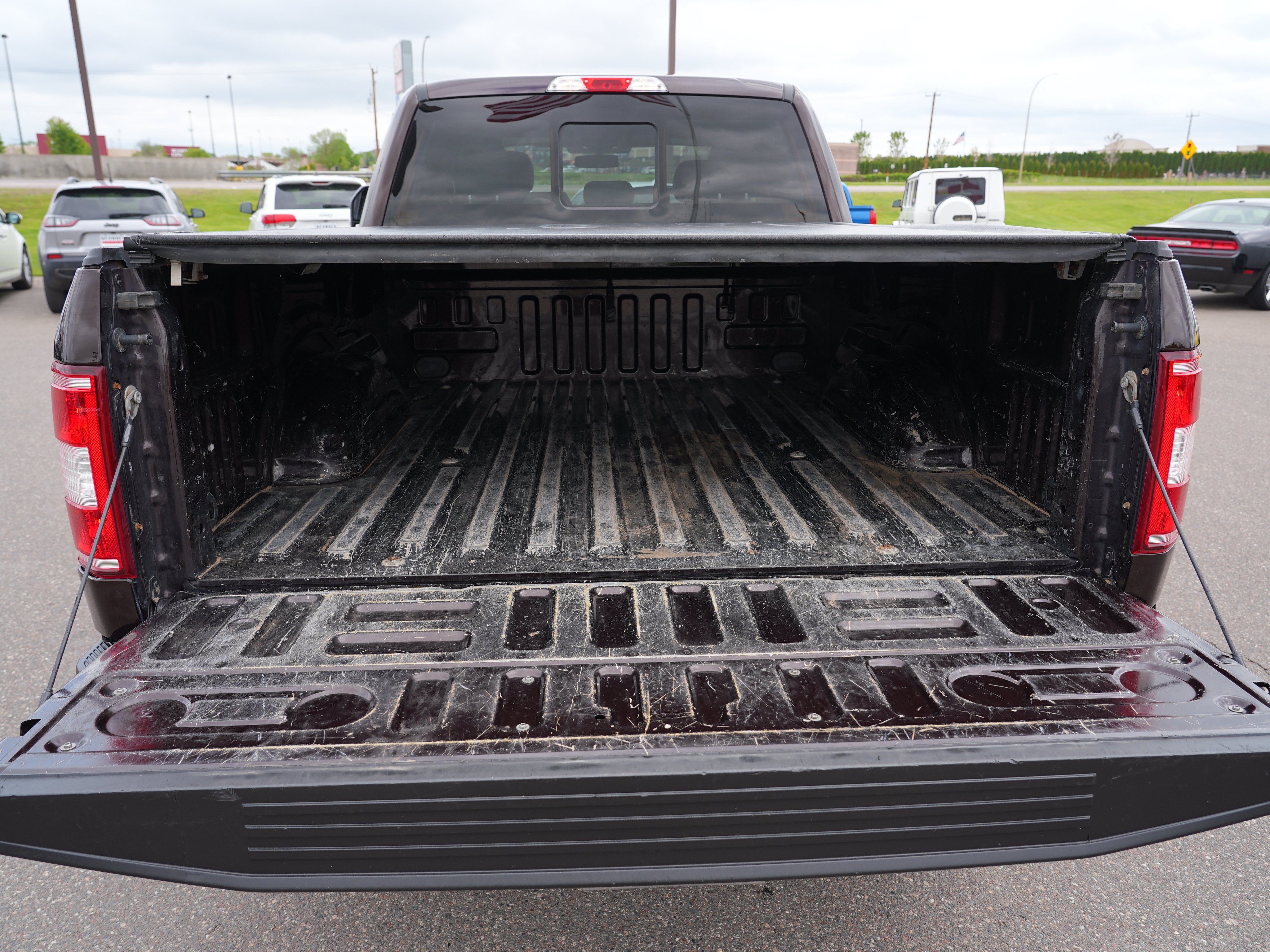 Used 2018 Ford F150 XLT w/ Equipment Group 302A Luxury AWD/4WD image 25