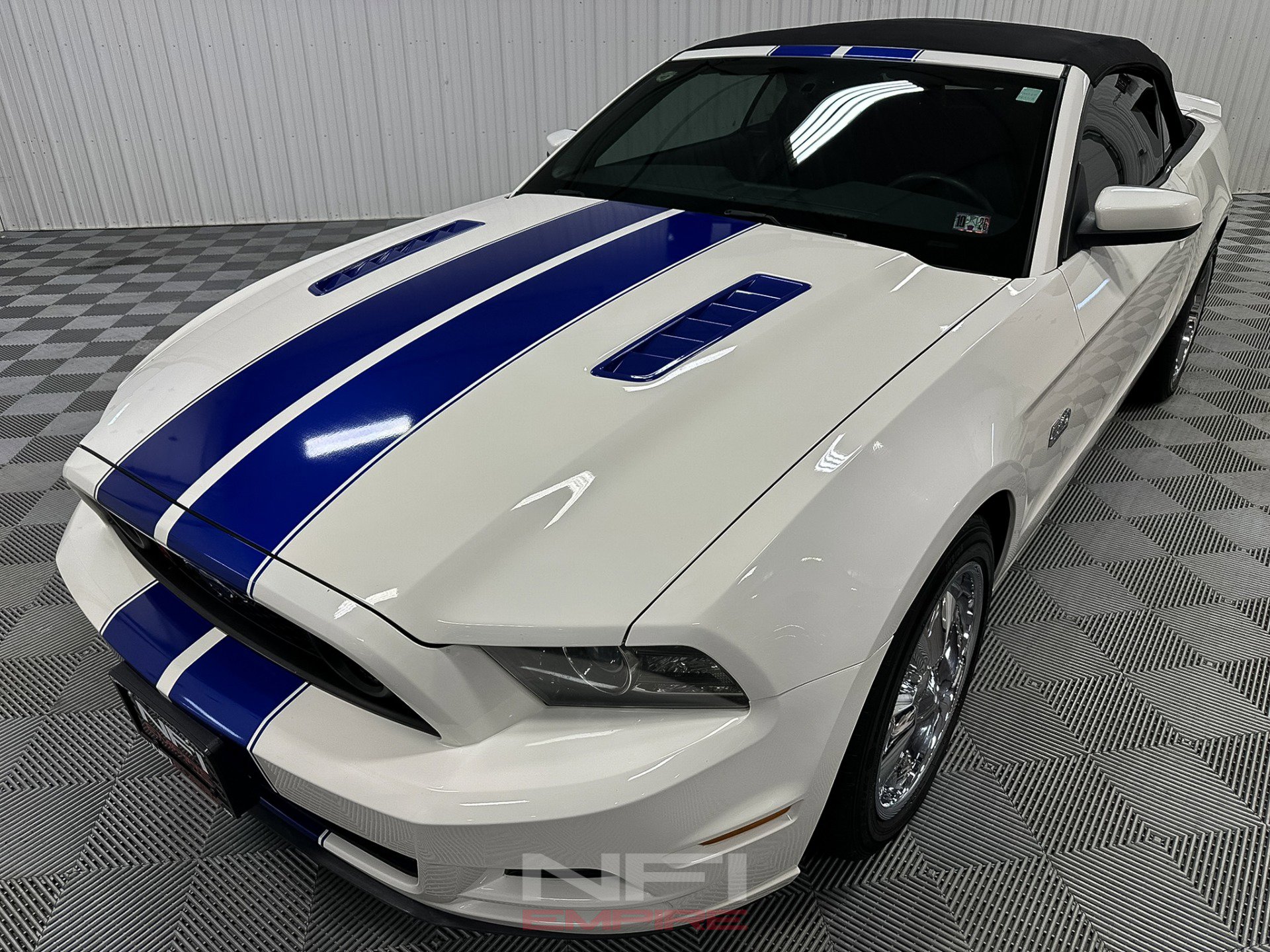 Used 2013 Ford Mustang GT Premium w/ Security Pkg image 6