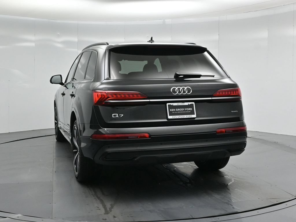 Used 2022 Audi Q7 3.0T Premium Plus w/ Premium Plus Package AWD/4WD image 32