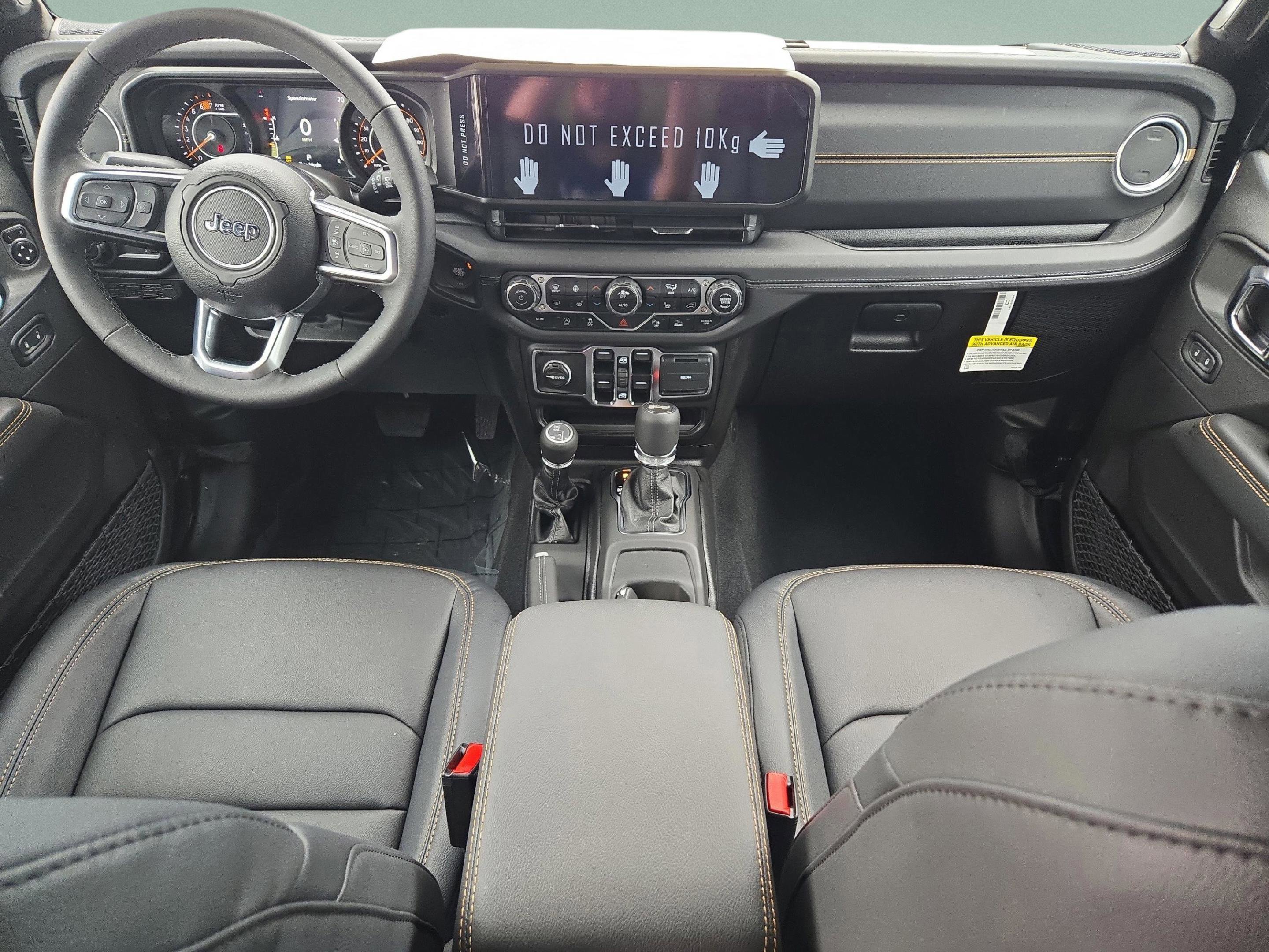 New 2025 Jeep Wrangler Unlimited Sahara AWD/4WD image 16