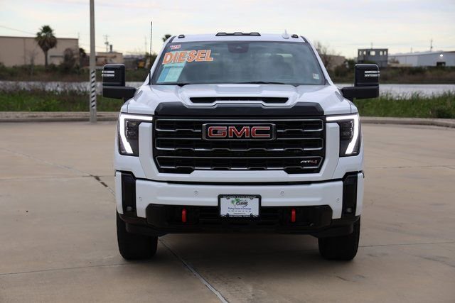 Certified 2025 GMC Sierra 3500 AT4 w/ Technology Package video 2