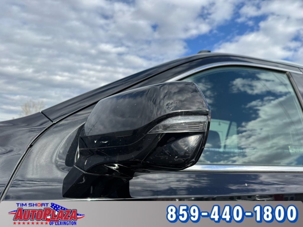 Used 2023 GMC Yukon Denali w/ Max Trailering Package AWD/4WD image 13