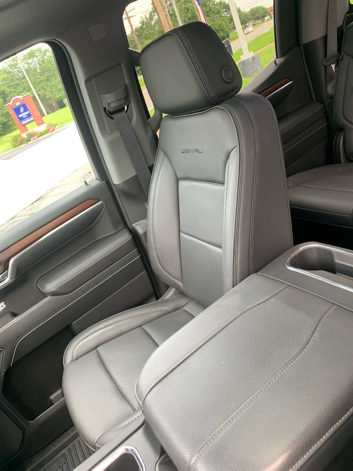 Used 2026 GMC Sierra 1500 Denali w/ Denali Reserve Package AWD/4WD image 20