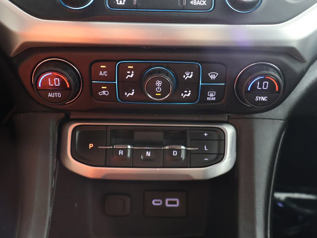 Used 2021 GMC Acadia SLE w/ GMC Pro Grade Package AWD/4WD image 48