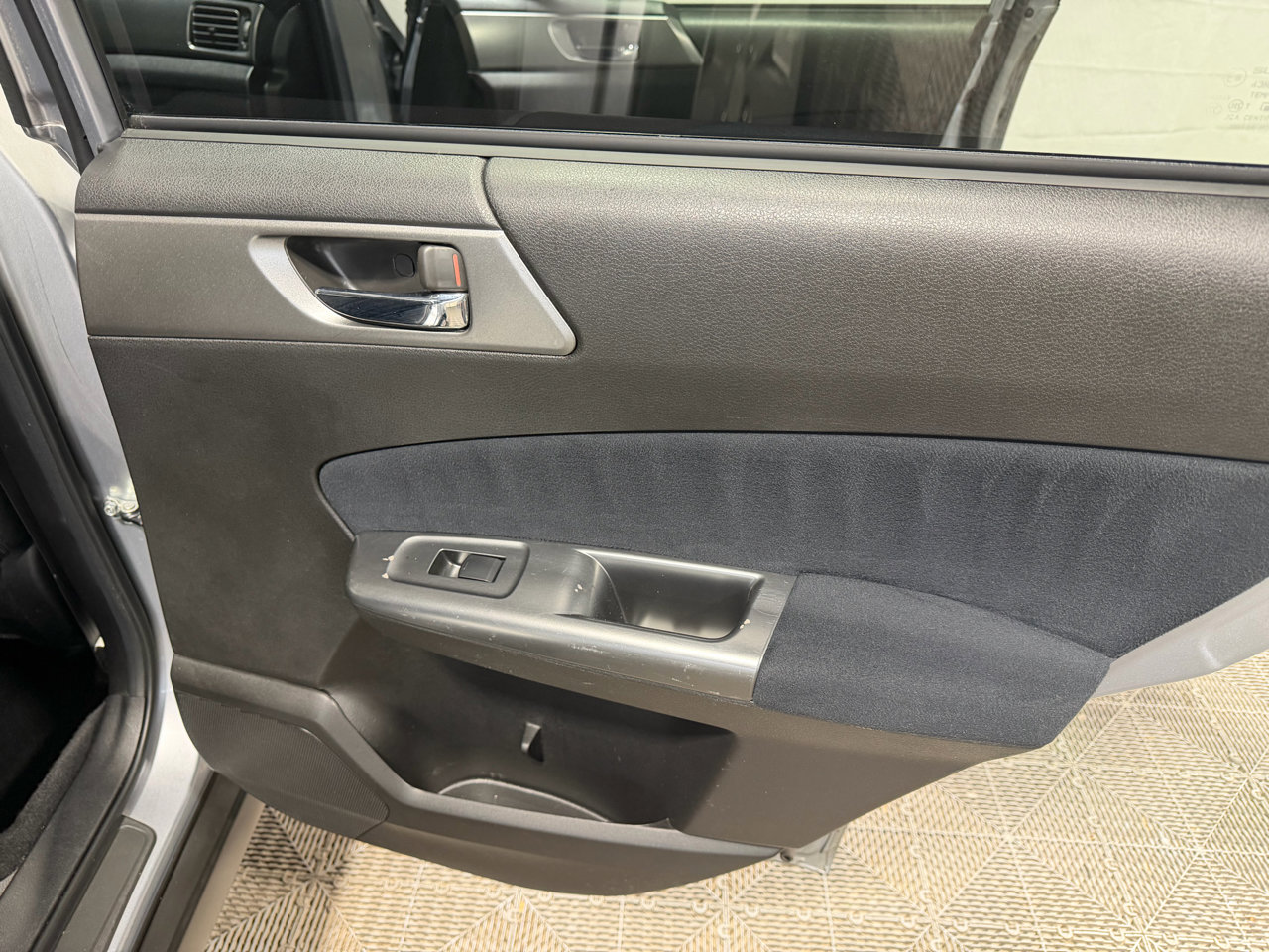 Used 2012 Subaru Forester 2.5X Limited image 16