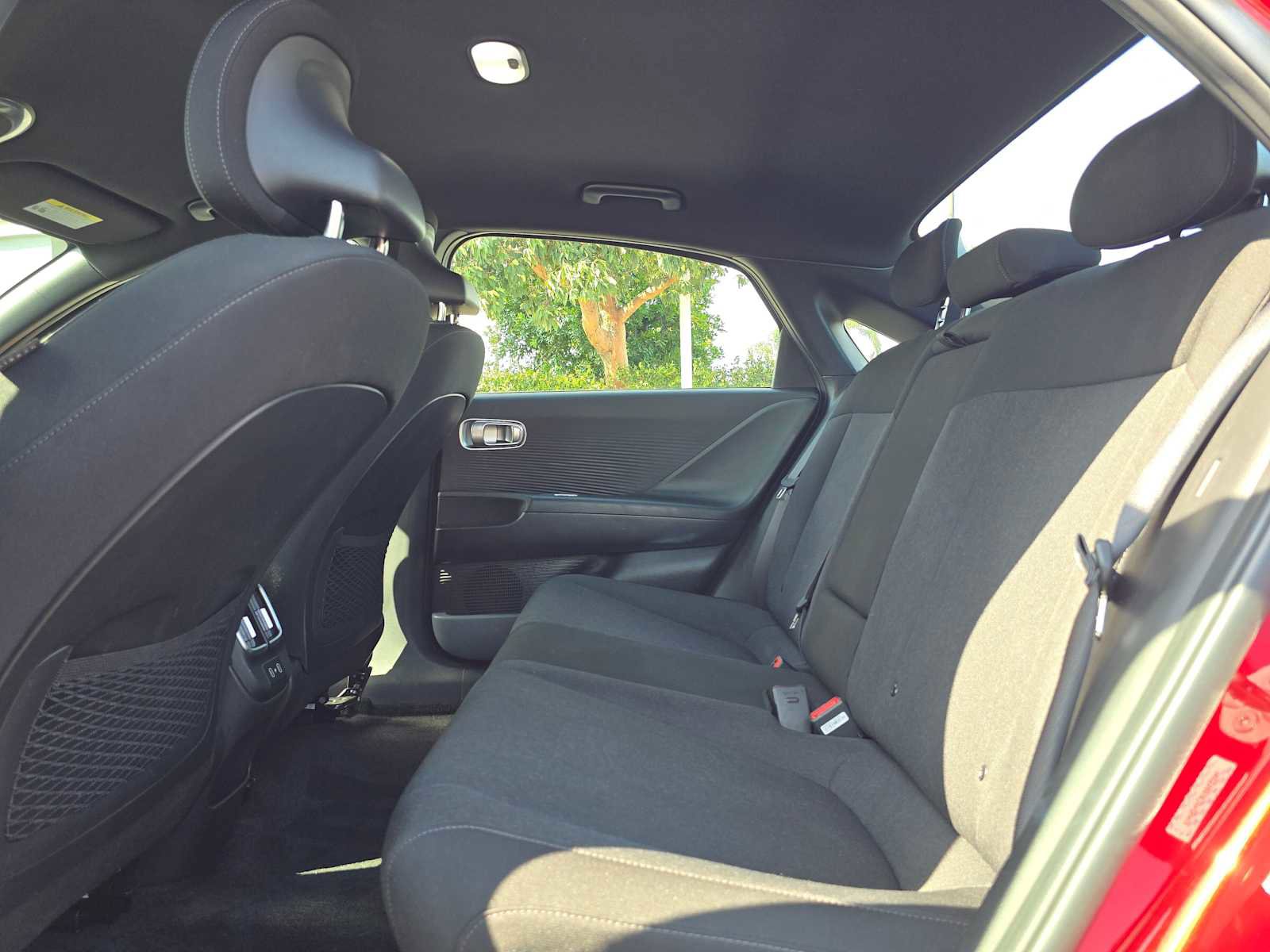 Used 2024 Hyundai Ioniq 6 SE AWD/4WD image 16