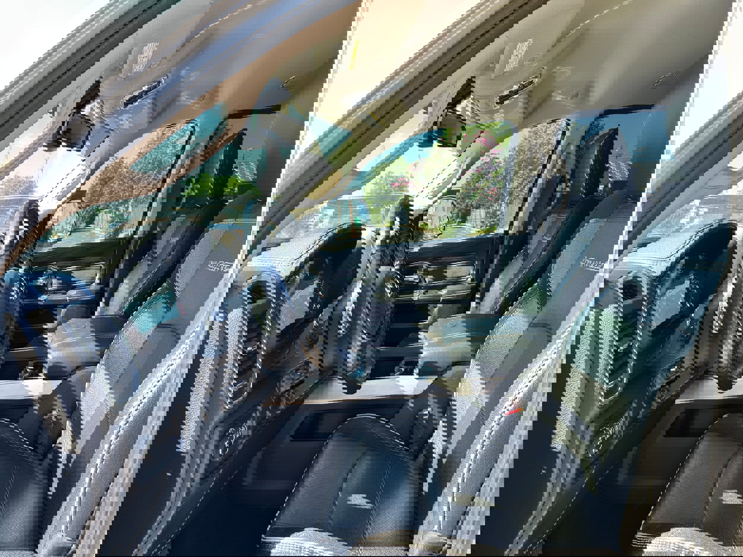 Used 2020 RAM 2500 Laramie image 8