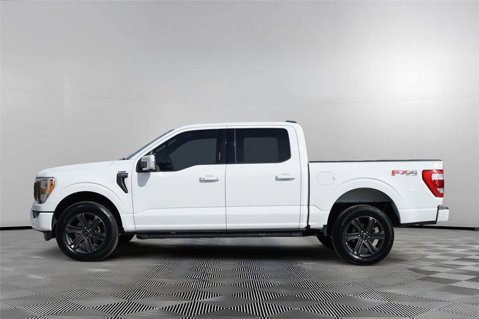 Used 2023 Ford F150 Lariat AWD/4WD image 7