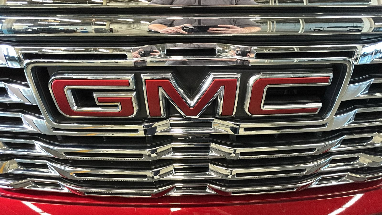 Used 2024 GMC Sierra 1500 Denali w/ Denali Reserve Package AWD/4WD image 10