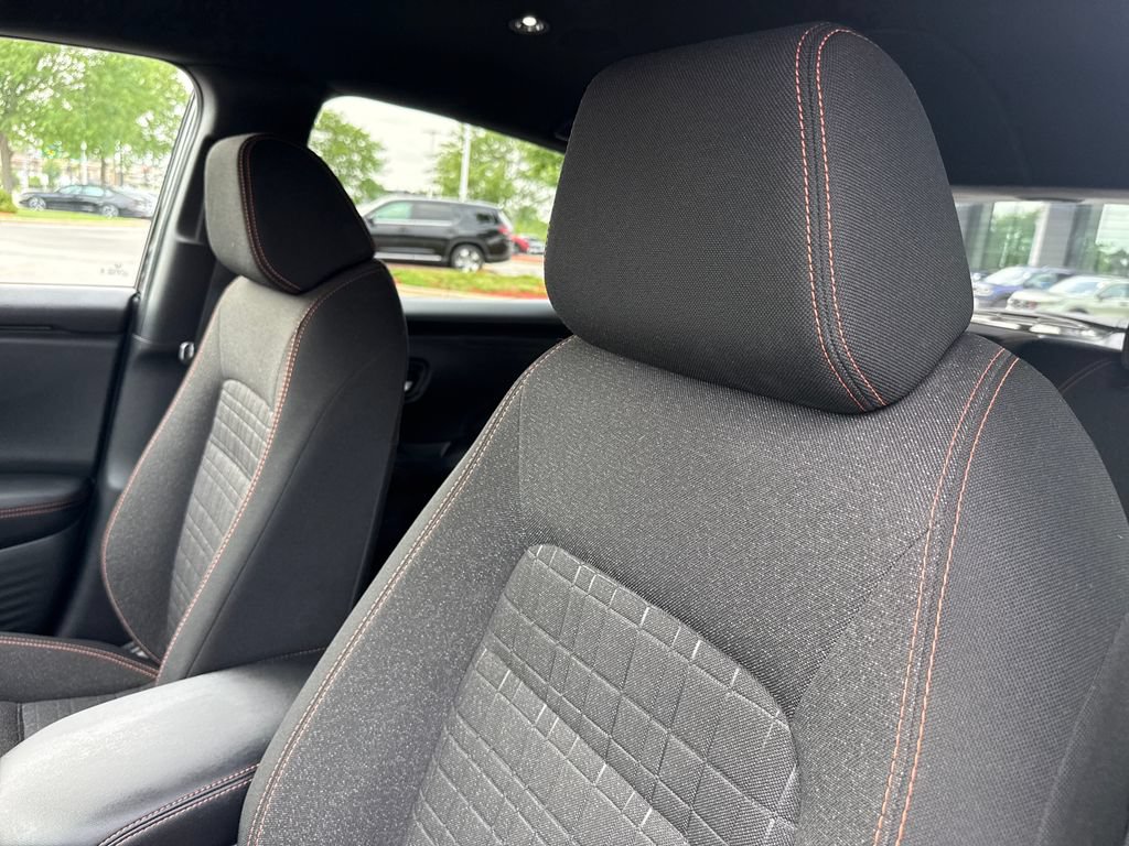 Certified 2025 Honda HR-V Sport image 12