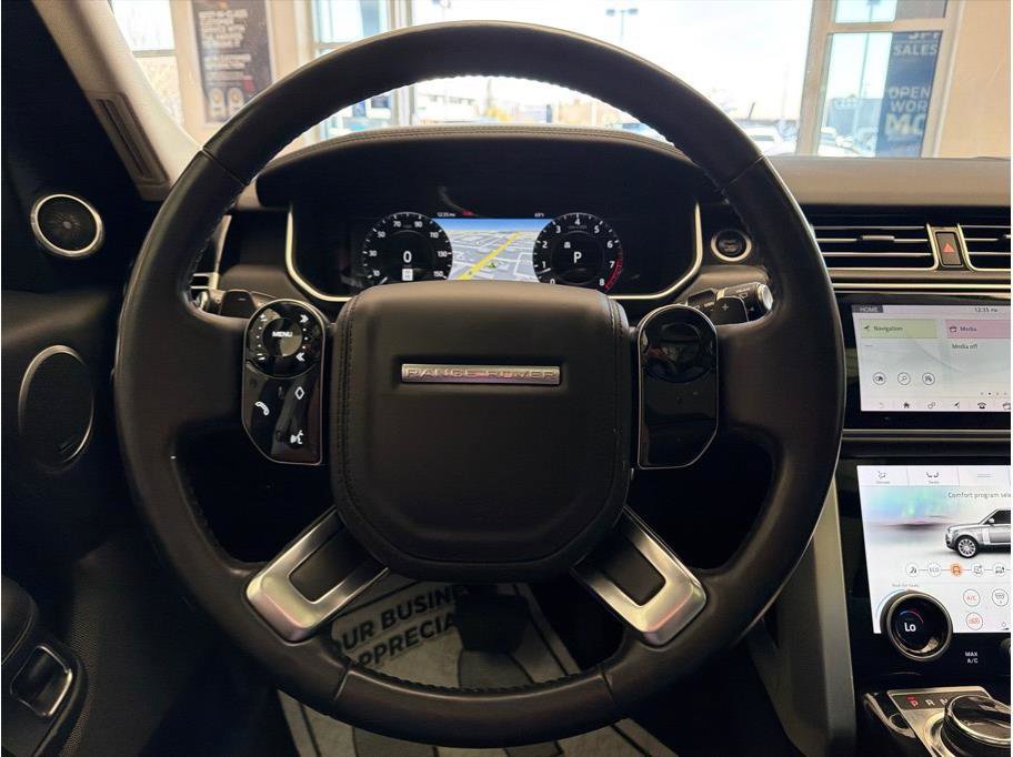 Used 2019 Land Rover Range Rover HSE image 24