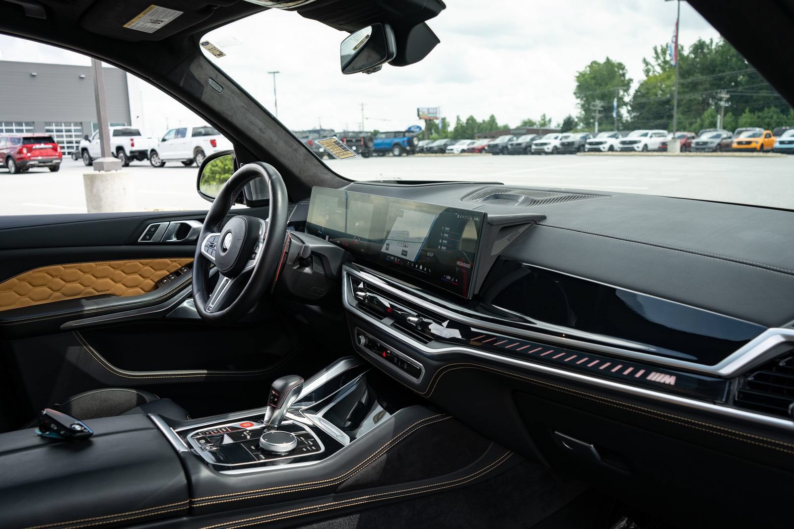 Used 2026 BMW X5 M Competition w/ Executive Package AWD/4WD image 43