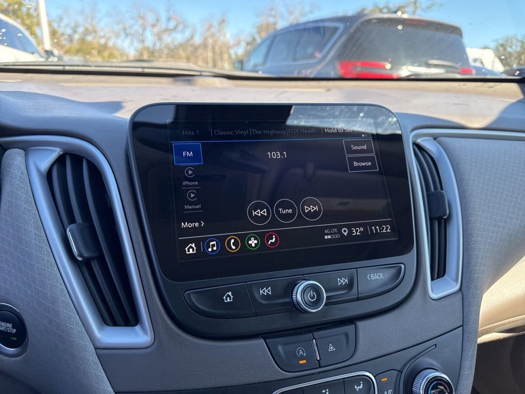 Used 2024 Chevrolet Malibu LT image 15