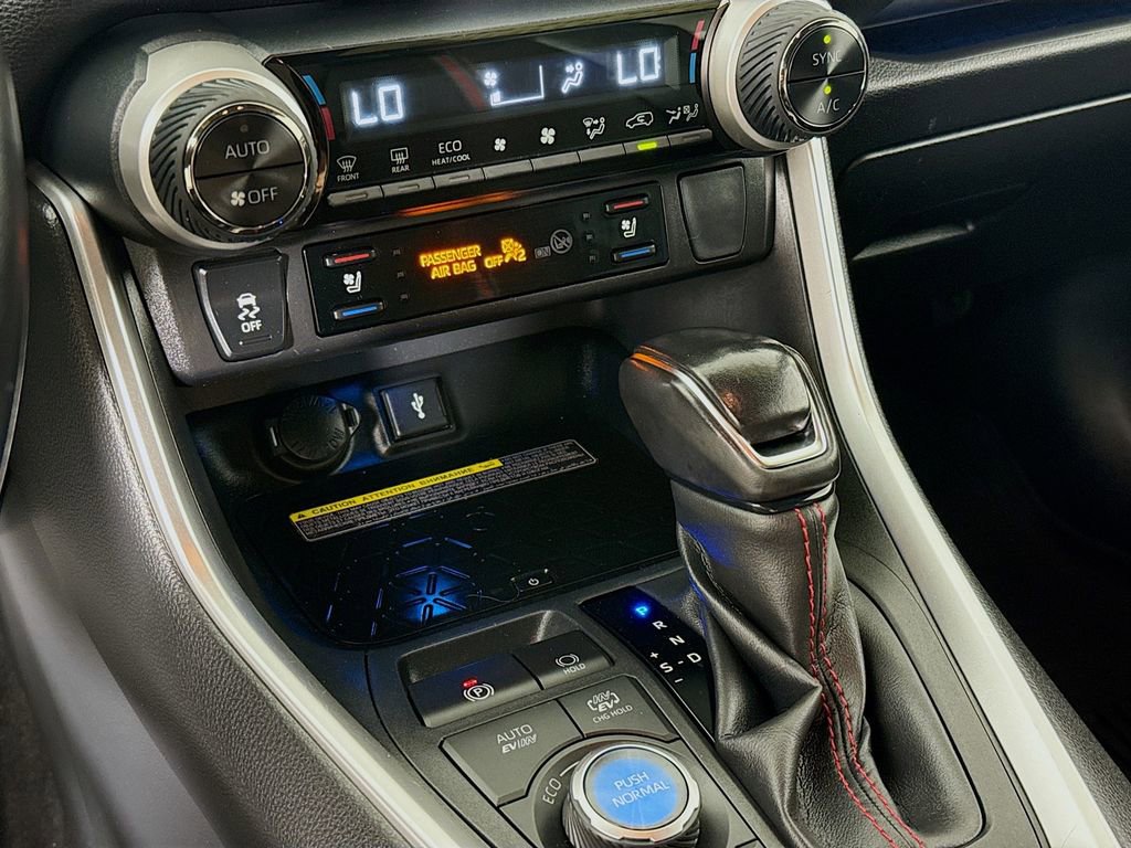 Certified 2021 Toyota RAV4 XSE w/ Premium Package AWD/4WD image 18