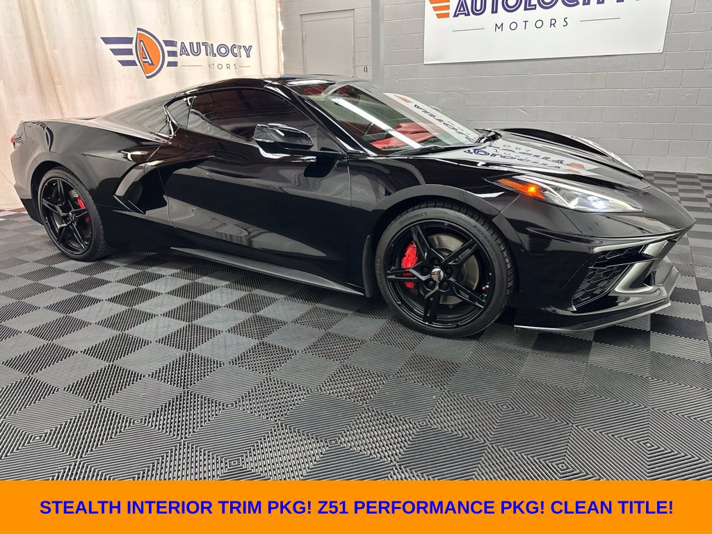 Used 2023 Chevrolet Corvette Stingray Premium Cpe w/ Z51 Performance Package RWD image 1