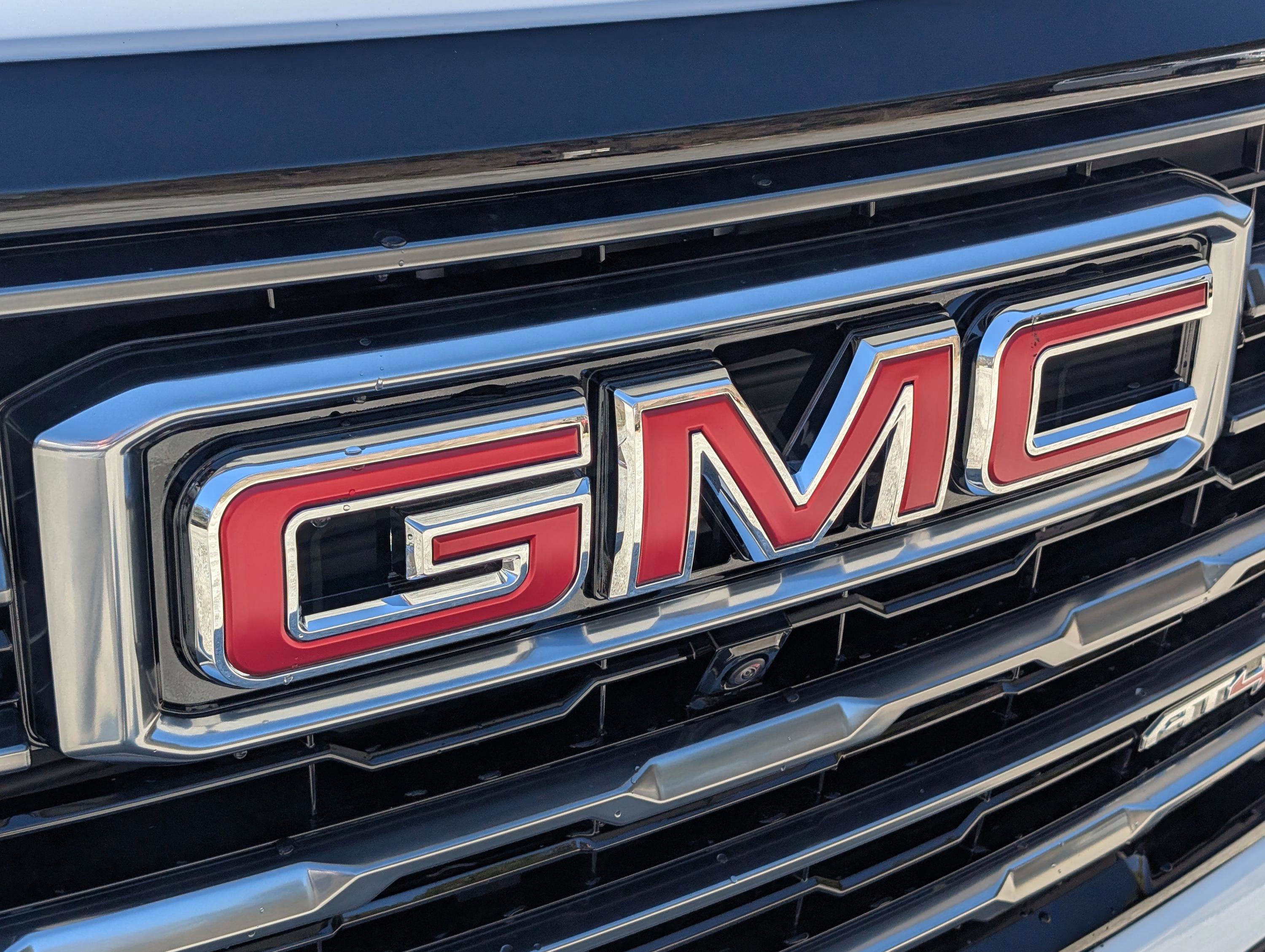 New 2026 GMC Yukon XL AT4 w/ AT4 Premium Plus Package image 5